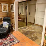Tommerhus Naer Tusenfryd Utenfor Oslo. *