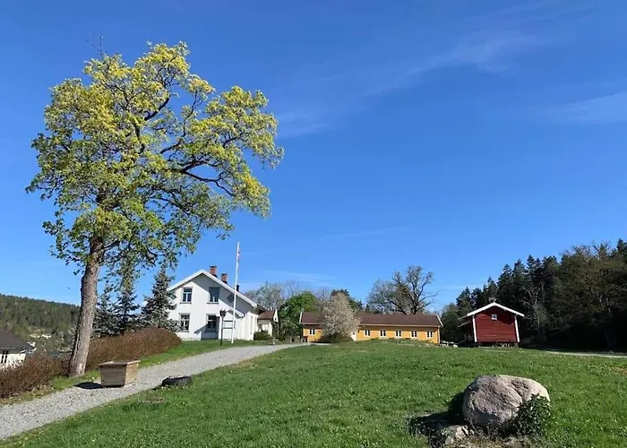 Tommerhus Naer Tusenfryd Utenfor Oslo. * As