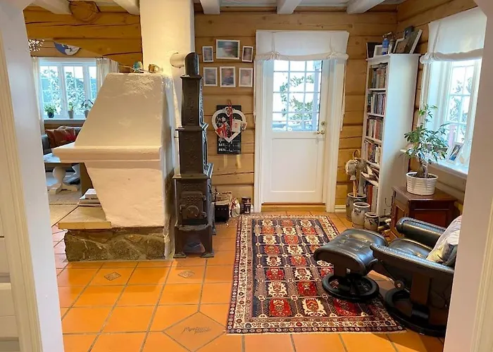 Tommerhus Naer Tusenfryd Utenfor Oslo. As